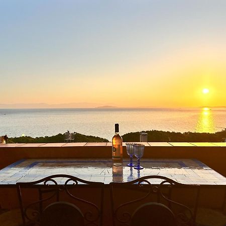 Appartamento Con Vista Mare A Terramala Terra Mala Buitenkant foto