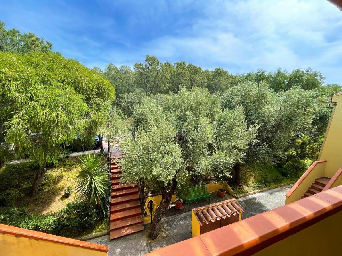 Appartamento Con Vista Mare A Terramala Terra Mala Buitenkant foto