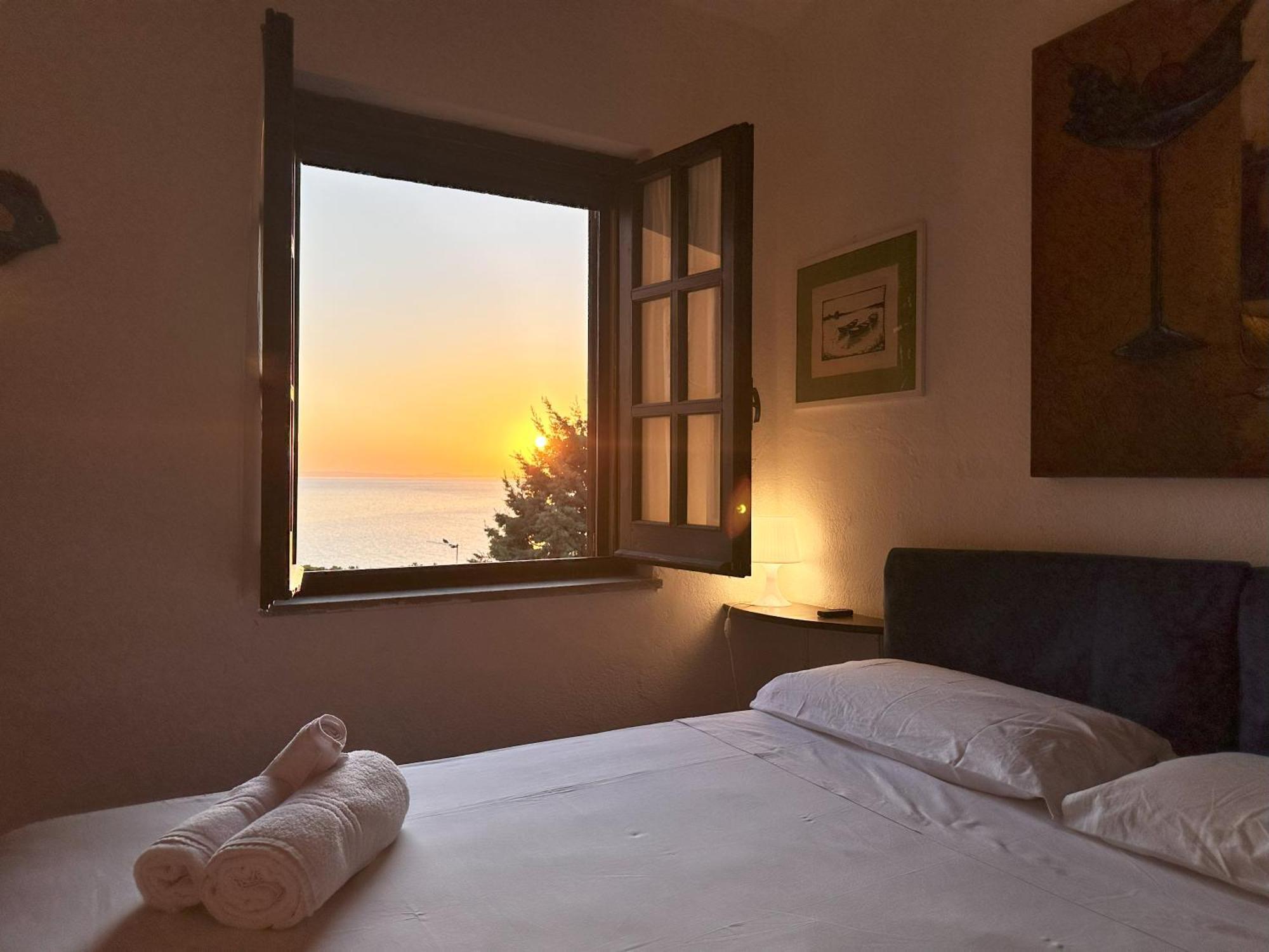 Appartamento Con Vista Mare A Terramala Terra Mala Buitenkant foto
